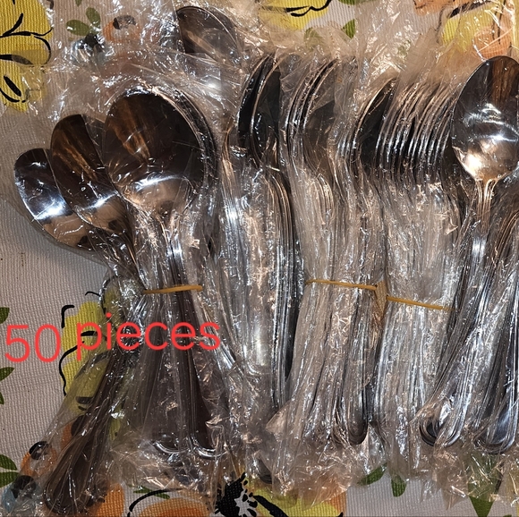 Dinner Spoon Set - Picture 4 of 4